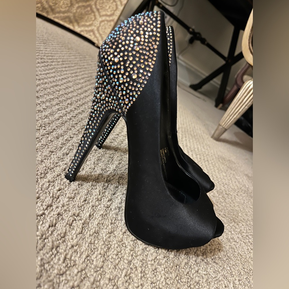 Steve Madden High Heels size 7.5